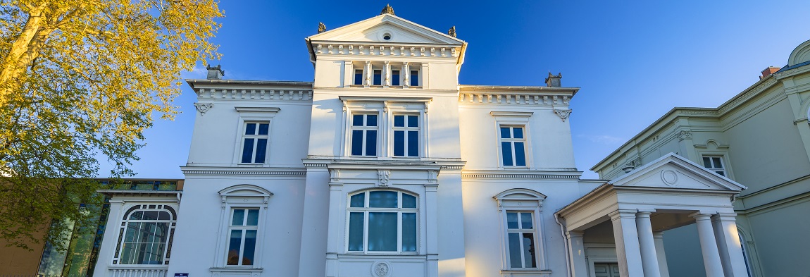 SSGK M-V, Weiße Villa, Hauptsitz der Kulturinstitution,